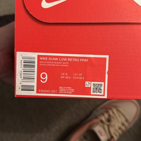 Men’s brand new Nike dunks never worn - Picture 3 of 3